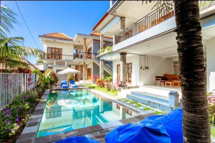 Hello Canggu Homestay Екстериор снимка